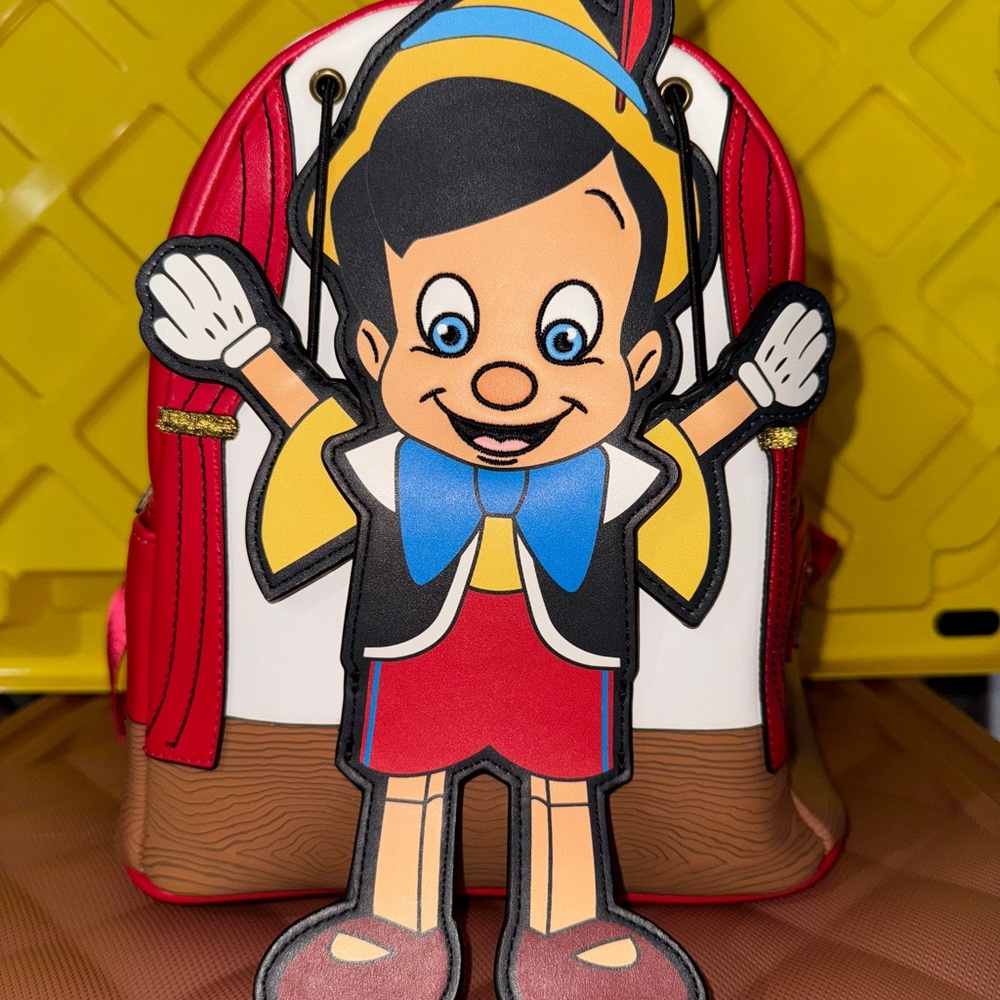 Pinocchio loungefly mini Backpack -